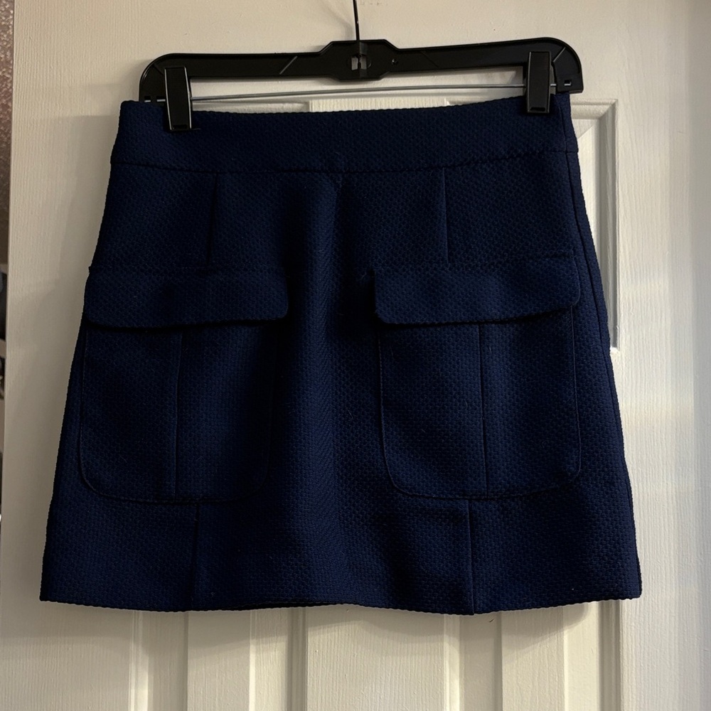 Navy blue mini skirt with pockets